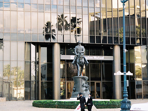Foto John Wayne Statue - Los Angeles