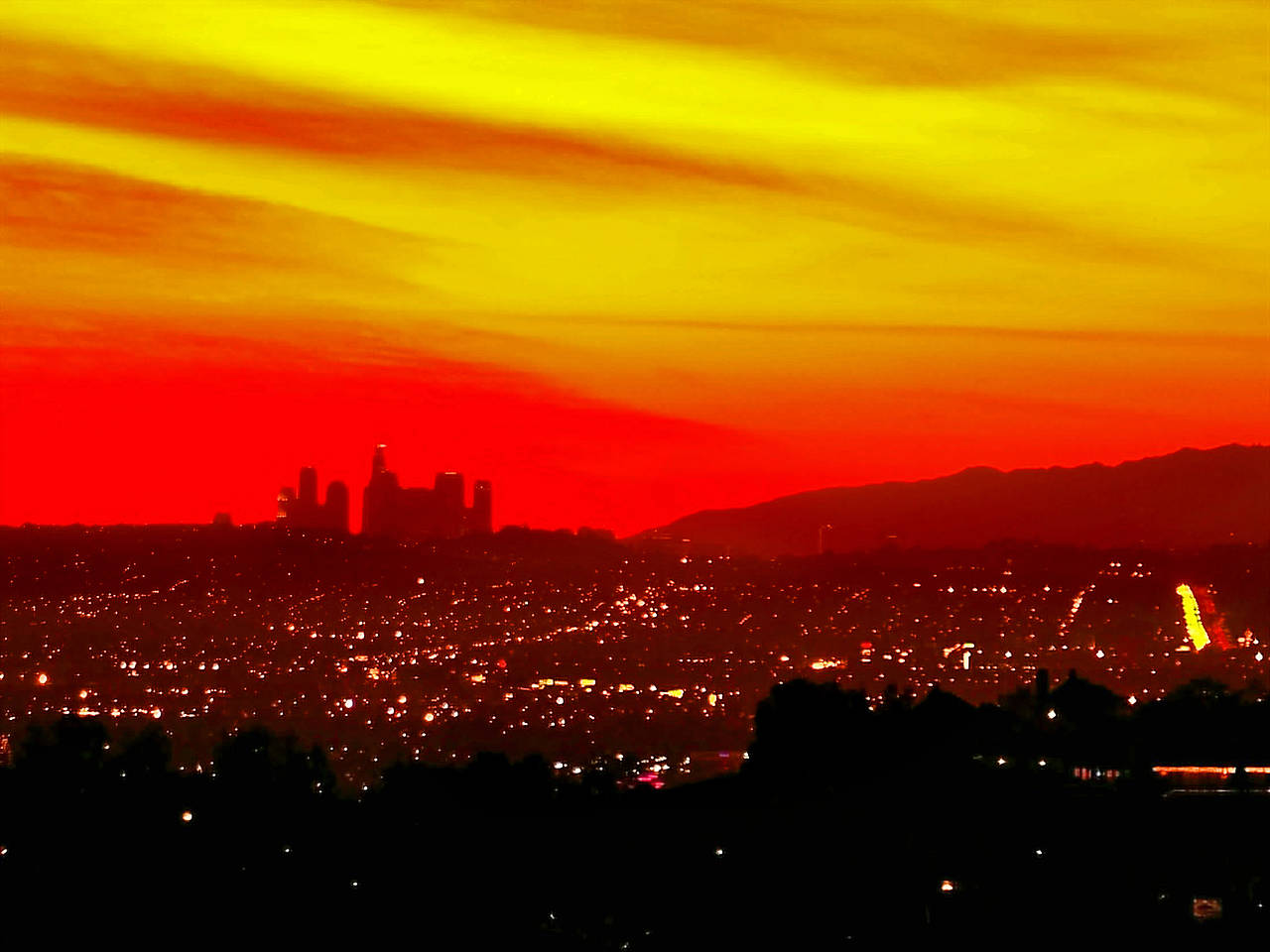 Kurzinfo Los Angeles Bild Attraktion Foto von Citysam Sonnenuntergang über der Stadt der Engel