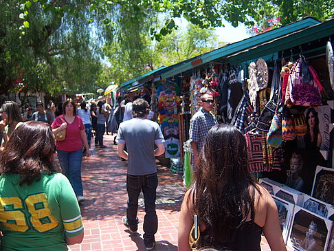  Foto Sehenswürdigkeit  Einkaufsbummel auf der historischen Olvera Street